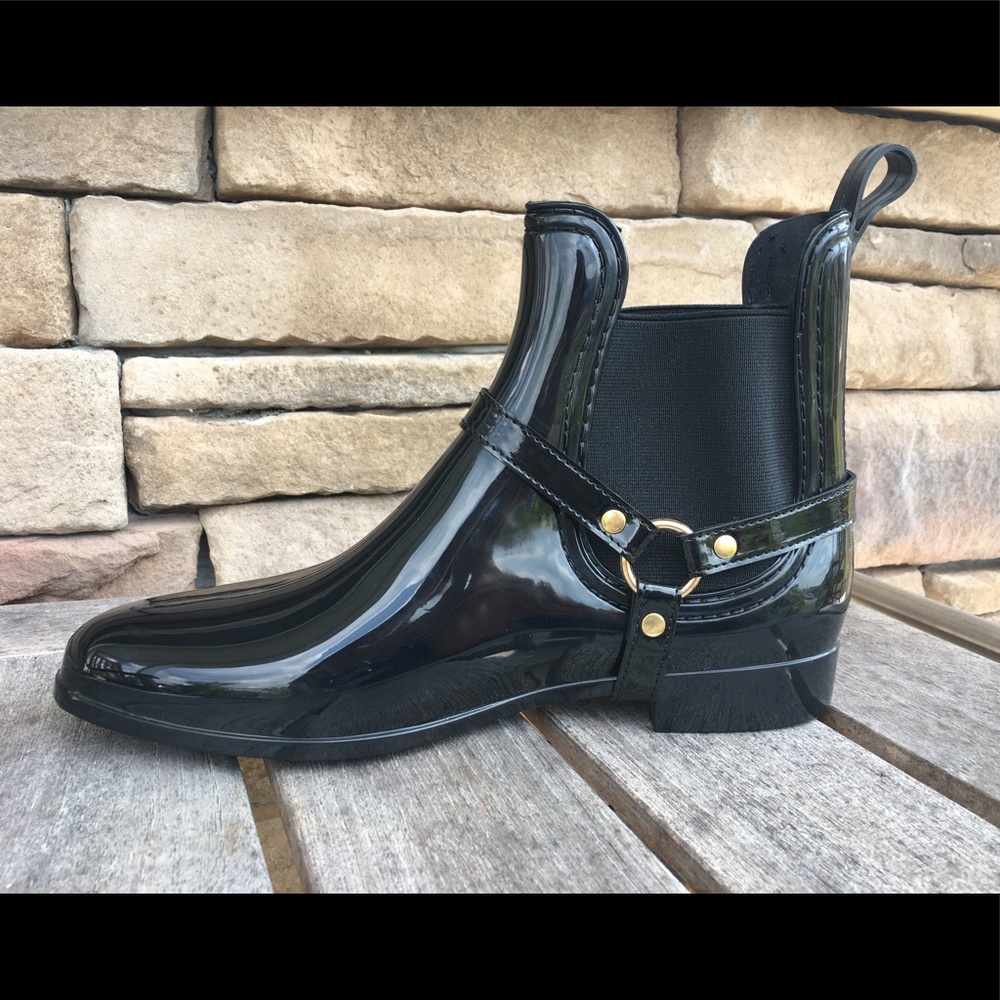 High Top Rainboots - Picture 2 of 2